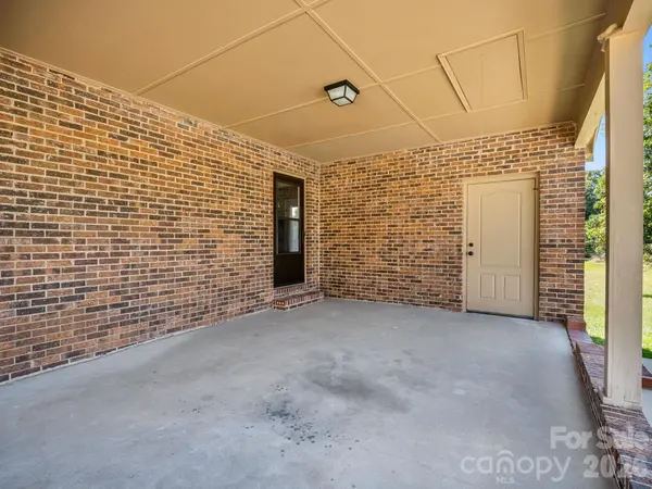 2196 Ferry RD, Mooresboro, NC 28114