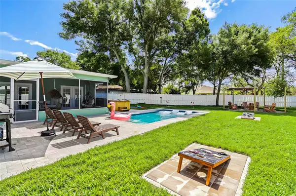9220 132ND ST, Seminole, FL 33776