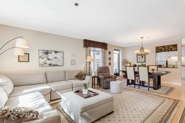 6401 Lincoln AVE #210, Morton Grove, IL 60053