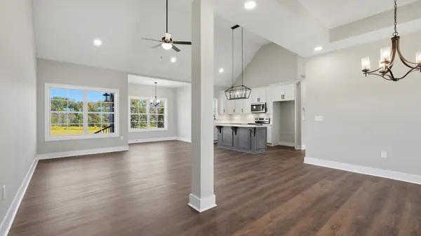 1268 Old Shelbyville Hwy, Tullahoma, TN 37388