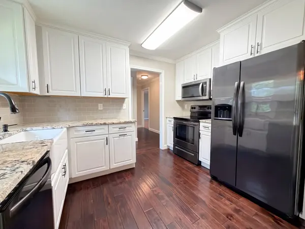 293 Theta Pike, Columbia, TN 38401