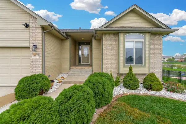 3914 N Lake Ridge, Wichita, KS 67205