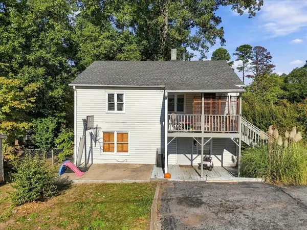 1676 Old Charlotte RD, Spartanburg, SC 29307