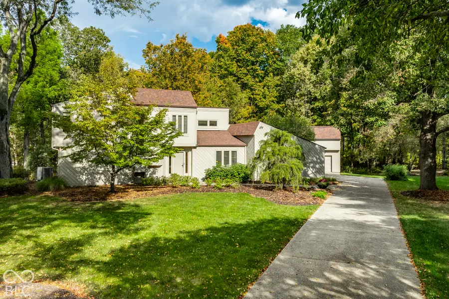 7702 Traders Cove LN, Indianapolis, IN 46254