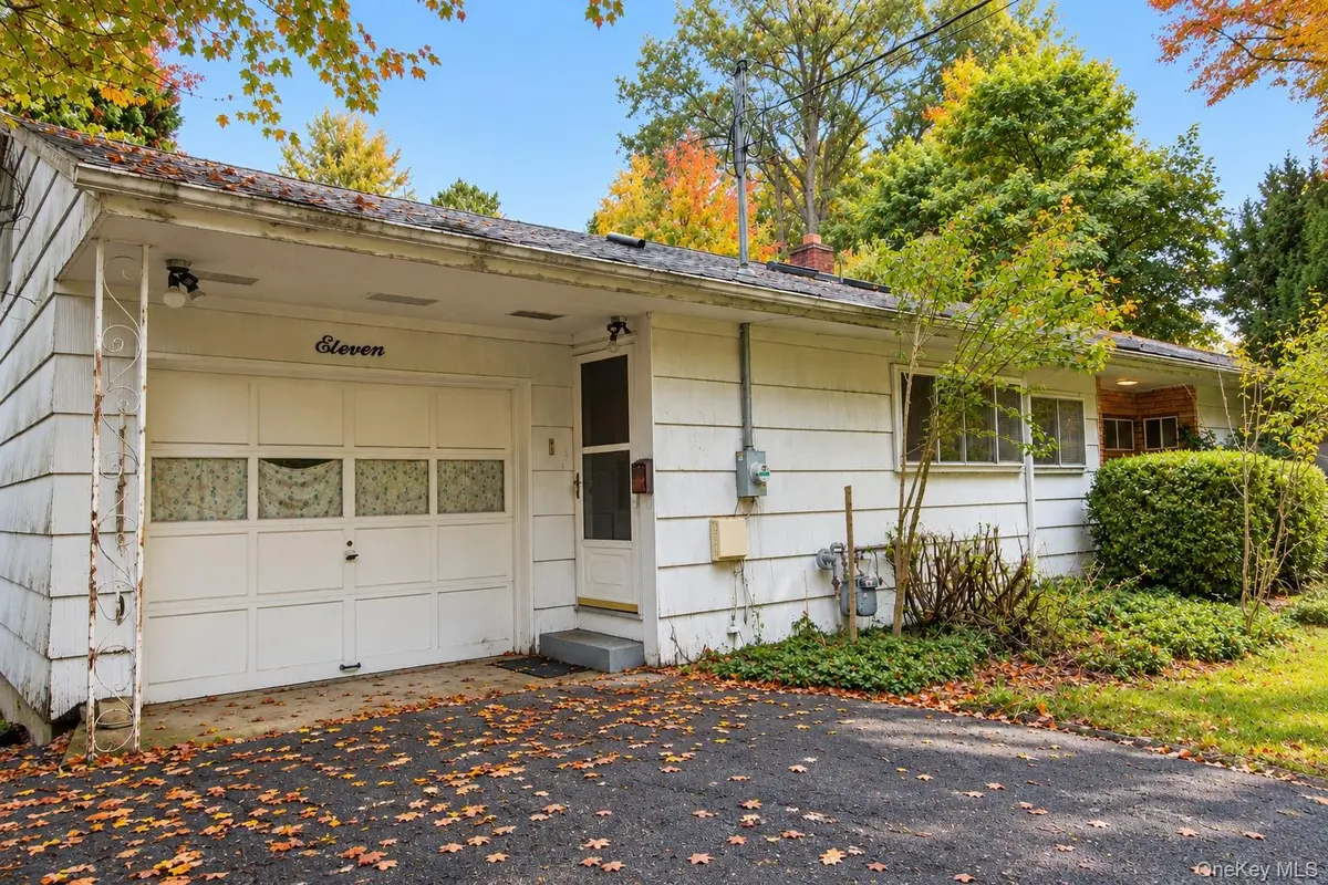 11 Mayer DR, Suffern, NY 10901