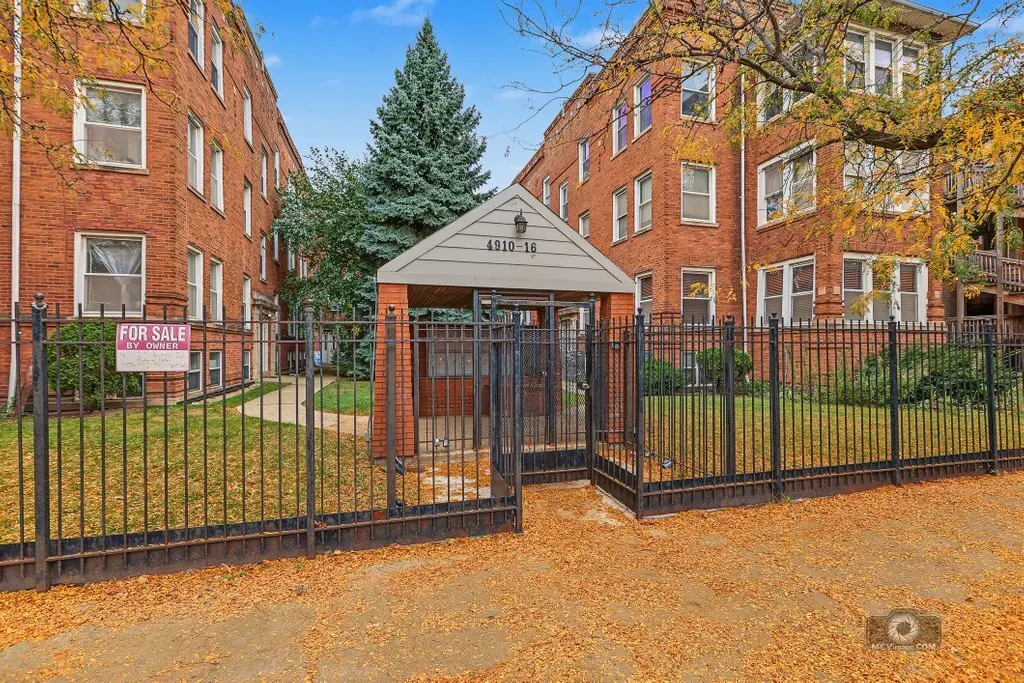 4916 N Kedzie AVE #3W, Chicago, IL 60625