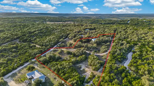558 Cottontail TRL, Dripping Springs, TX 78620