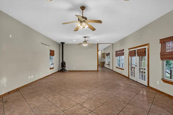 558 Cottontail TRL, Dripping Springs, TX 78620