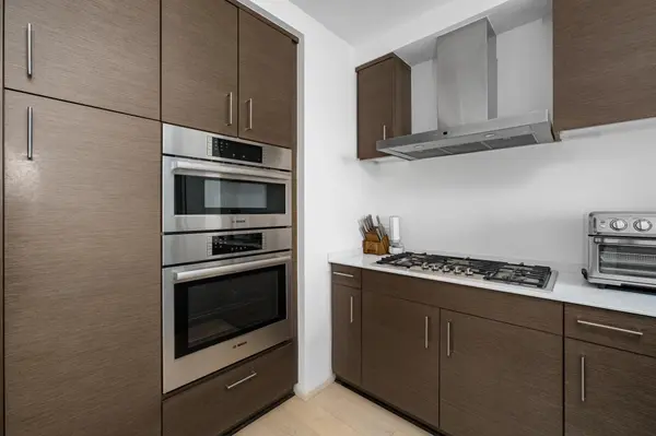 301 West Ave #3806, Austin, TX 78701