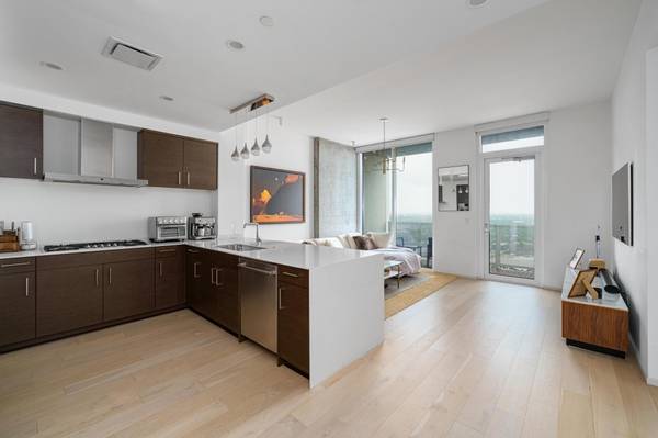 301 West Ave #3806, Austin, TX 78701