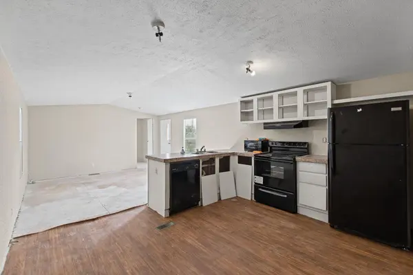 317 Pebble DR, Buchanan Dam, TX 78609