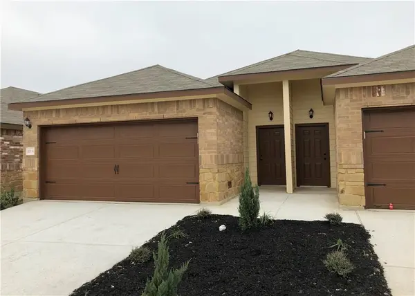 323 Joanne LOOP #B, Buda, TX 78610