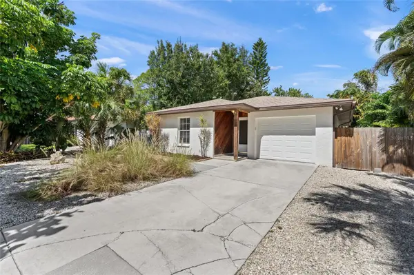 1859 WHARF RD, Sarasota, FL 34231