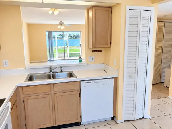 13814 TIMBERBROOKE DR #102, Orlando, FL 32824