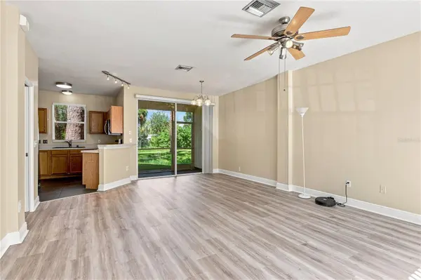 13710 FOREST LAKE DR, Largo, FL 33771