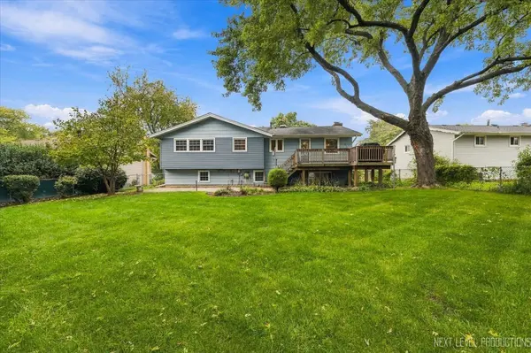 427 Chopin CT, Schaumburg, IL 60193