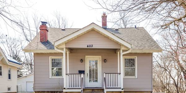 403 E Park ST, Mundelein, IL 60060