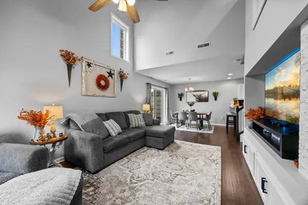 1666 Freedom LN, Waconia, MN 55387