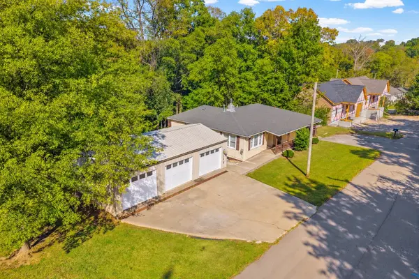 428 Shelby St, Clarksville, TN 37042