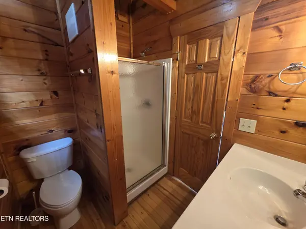 2336 Breezy Rd, Sevierville, TN 37876
