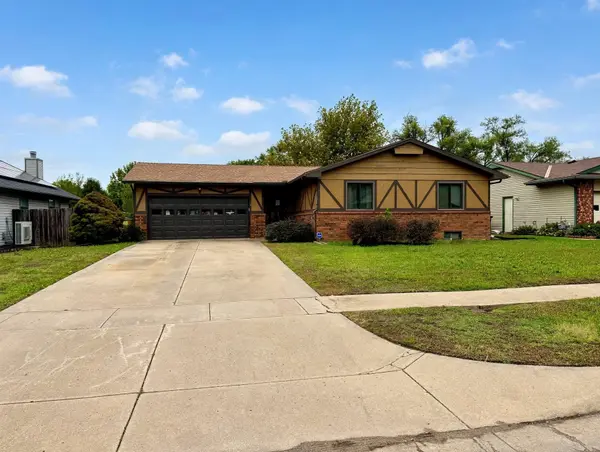 5815 E Denise, Bel Aire, KS 67220