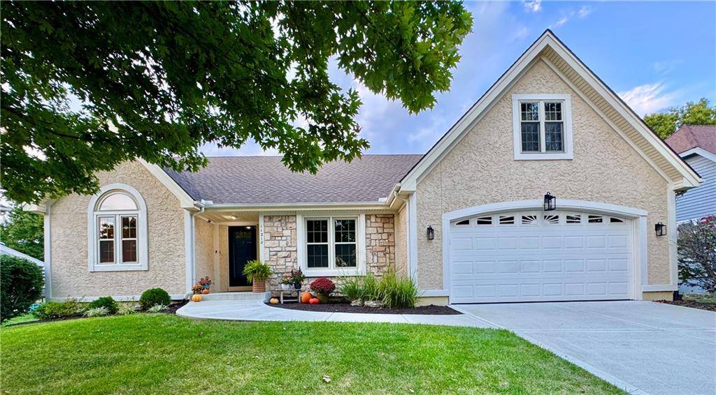 11212 W 115TH ST, Overland Park, KS 66210
