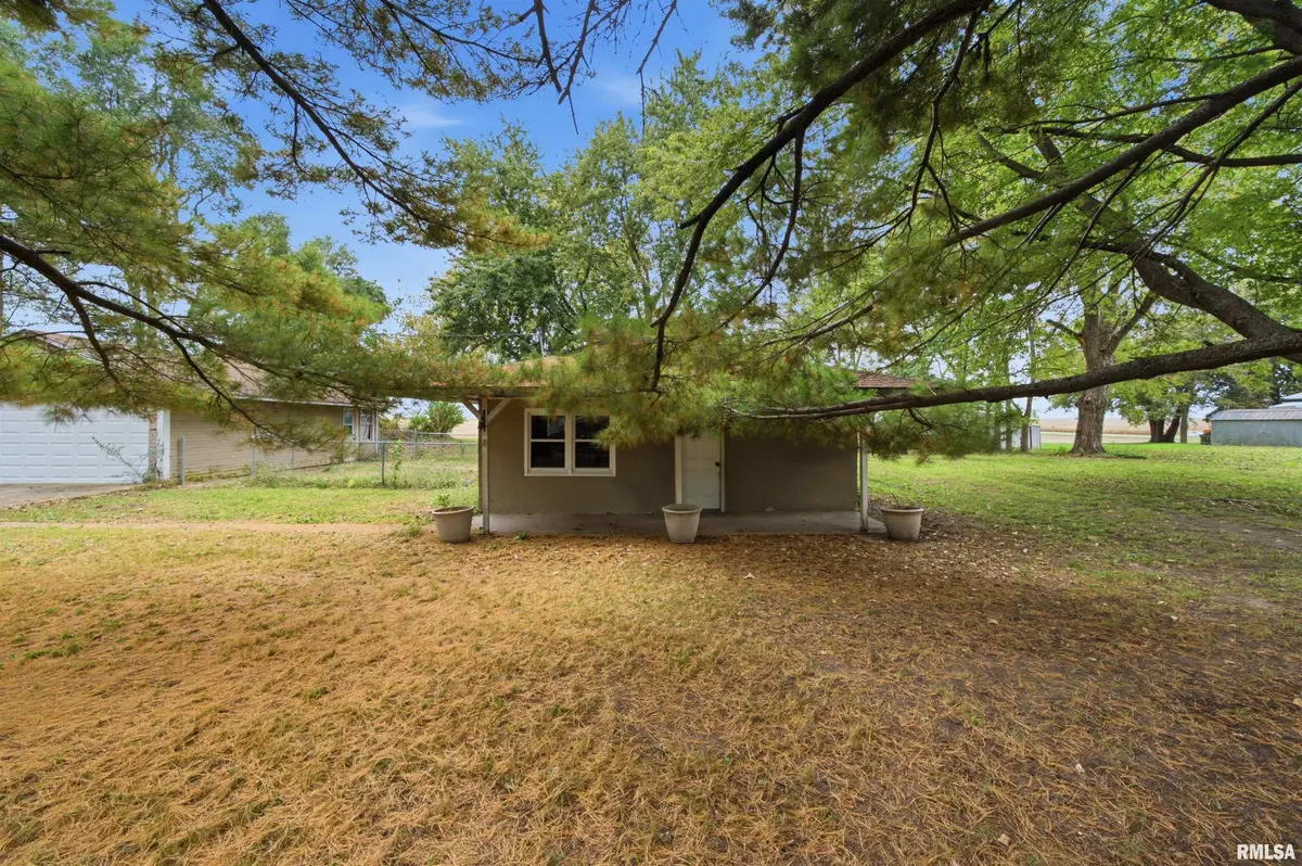 206 GROVE ST, El Paso, IL 61738