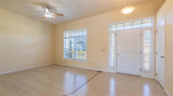 4516 Wilshire DR, St Joseph, MO 64506