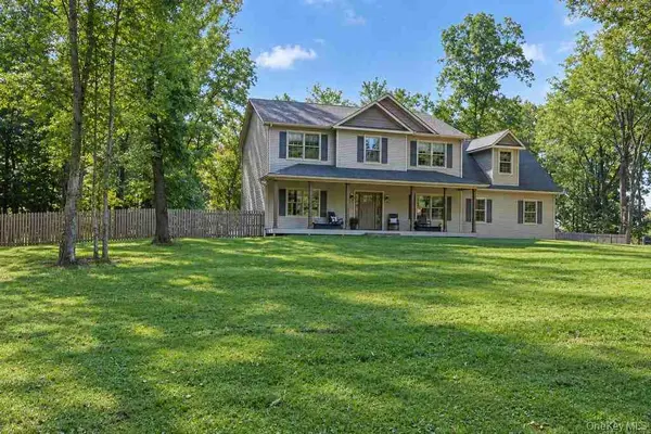 25 Pirog RD, Pine Bush, NY 12566