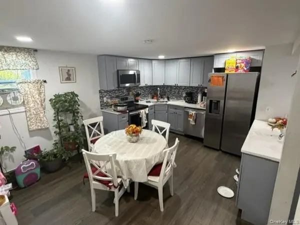 104 Lexington AVE, Central Islip, NY 11722