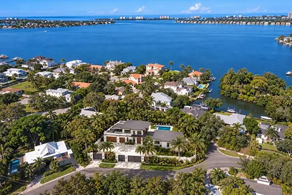 2100 MCCLELLAN Pkwy, Sarasota, FL 34239