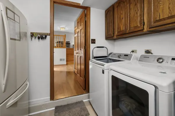 1476 Worden WAY, Elk Grove Village, IL 60007