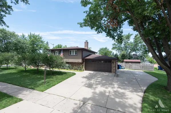 8140 W 91st ST, Hickory Hills, IL 60457