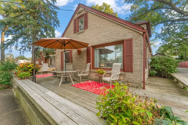 3324 Ridge RD, Highland, IN 46322