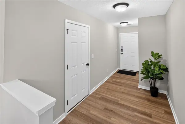 1821 Pierce ST S, Cambridge, MN 55008