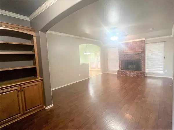 725 Tuscany WAY, Edmond, OK 73034