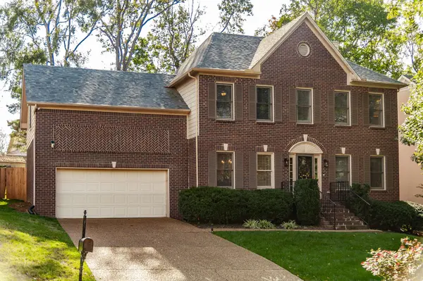 8420 Indian Hills Dr, Nashville, TN 37221