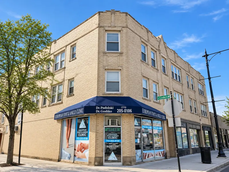 3154 N Linder AVE #1, Chicago, IL 60641