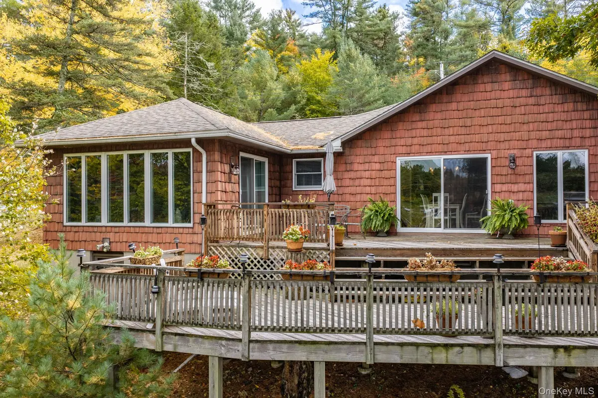 218 Eldred Yulan RD, Yulan, NY 12792