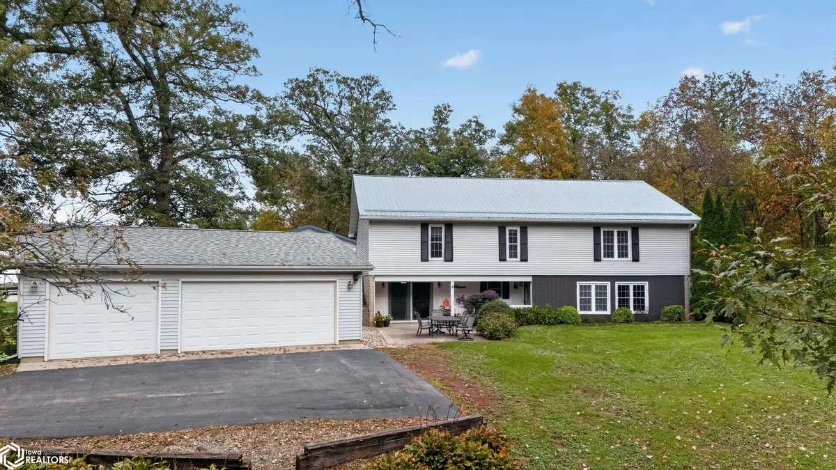 2644 TAYLOR AVE, Marshalltown, IA 50158