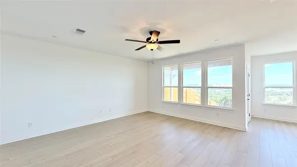 17020 Hattie TRCE, Austin, TX 78738
