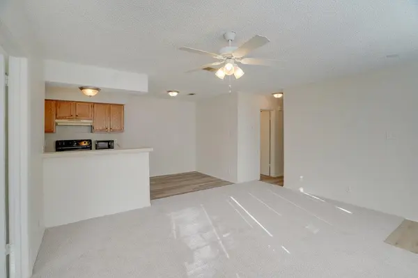 6713 DEATONHILL DR #B, Austin, TX 78745