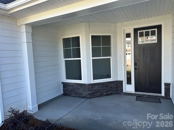 2211 Tabor RD, Sherrills Ford, NC 28673
