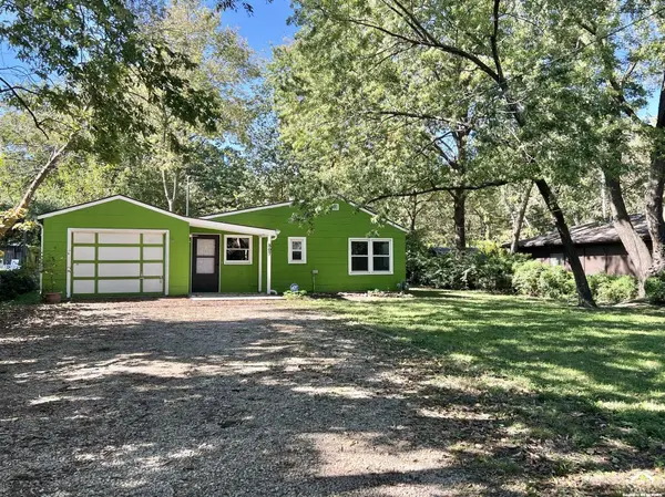 807 Michigan ST, Lawrence, KS 66044