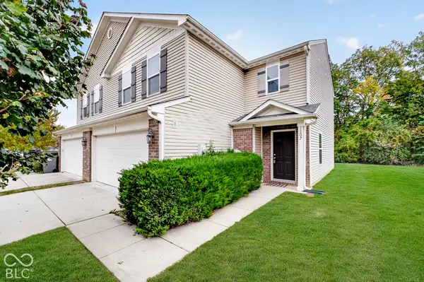 1207 Topp Creek DR, Indianapolis, IN 46214