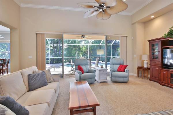 6921 CONESTOGA PL, Bradenton, FL 34201
