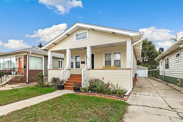 424 E 165th Street, Hammond, IN 46324