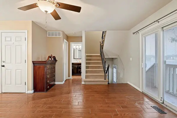 1103 N Lakewind St, Wichita, KS 67212