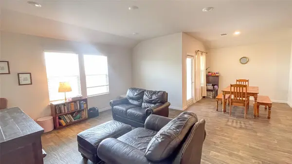 156 Medinah LN, San Marcos, TX 78666