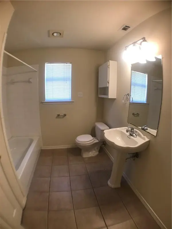 5603 Joe Sayers Ave #B, Austin, TX 78756